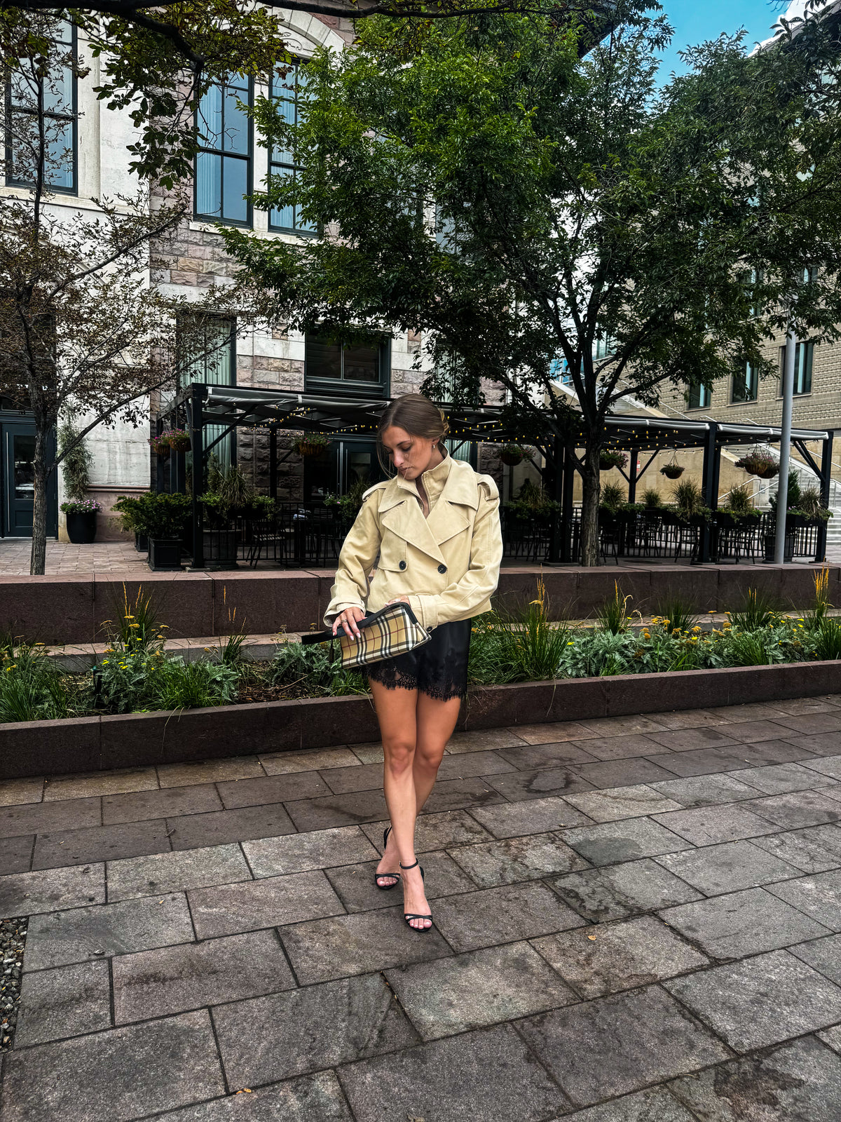 Caroline Cropped Trench